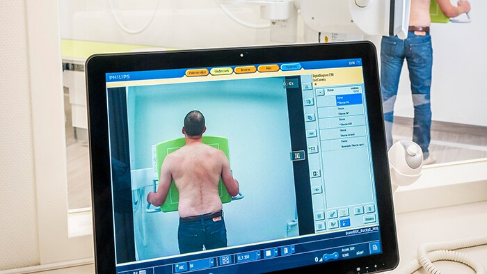Safe each other Team up with DigitalDiagnost C90 at LangeLand Hospital | Philips Healthcare